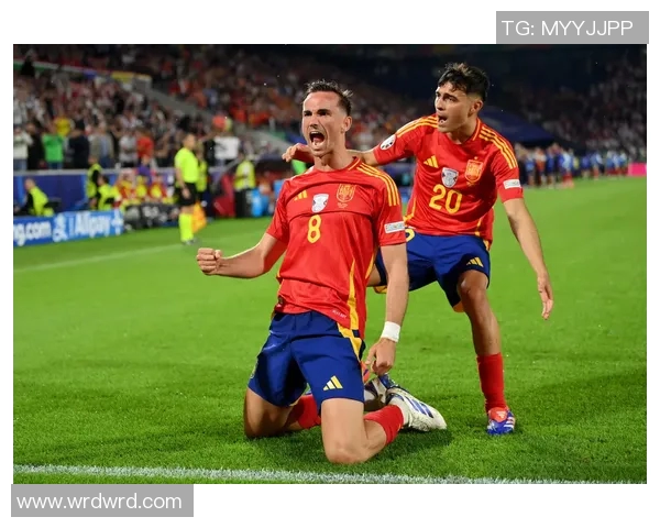 亚特联与西雅图的激烈对决揭示了足球战术的魅力与团队合作的重要性